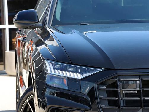 2023 Audi Q8 55 Premium Plus