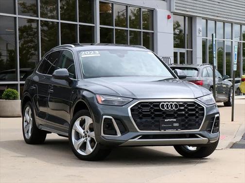 2023 Audi Q5 45 S line Premium Plus
