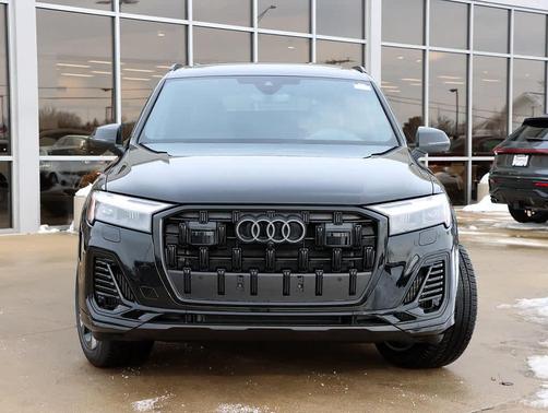 2026 Audi Q7 55 Premium Plus