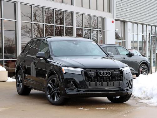 2026 Audi Q7 55 Premium Plus