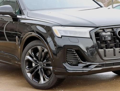2026 Audi Q7 55 Premium Plus