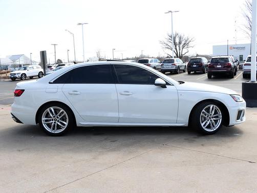 2023 Audi A4 45 S line Premium