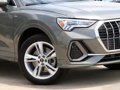 2022 Audi Q3 45 S line Premium Plus