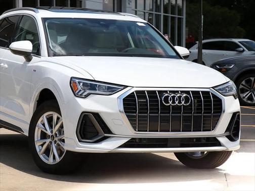 2025 Audi Q3 45 S line Premium Plus