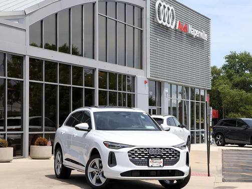 GLACIER WHITE 2026 Audi Q5 Premium Plus TFSI quattro S tronic
