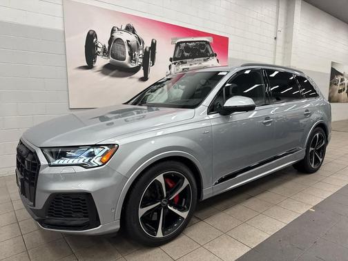2024 Audi Q7 55 Prestige