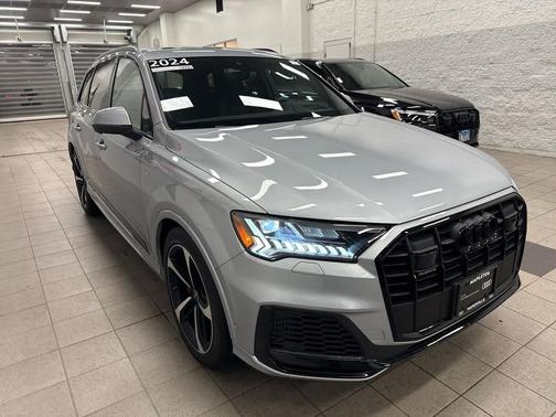 2024 Audi Q7 55 Prestige