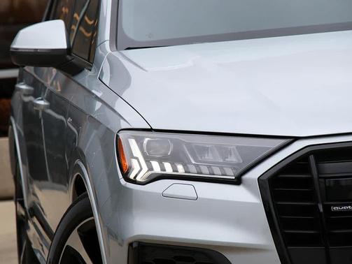 2024 Audi Q7 55 Prestige