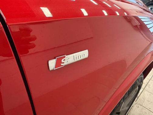 2023 Audi Q3 45 S line Premium Plus