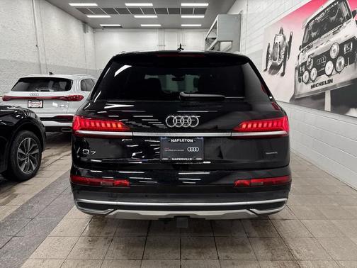 2023 Audi Q7 55 Premium Plus
