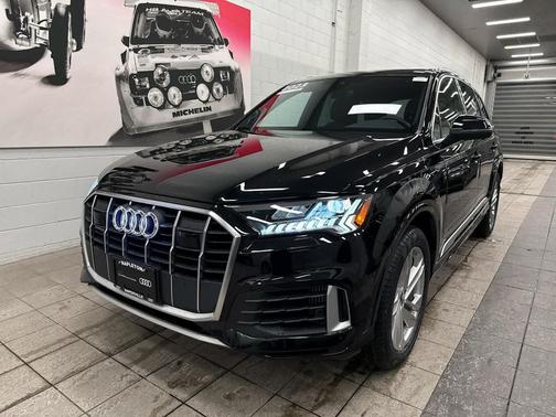 2023 Audi Q7 55 Premium Plus