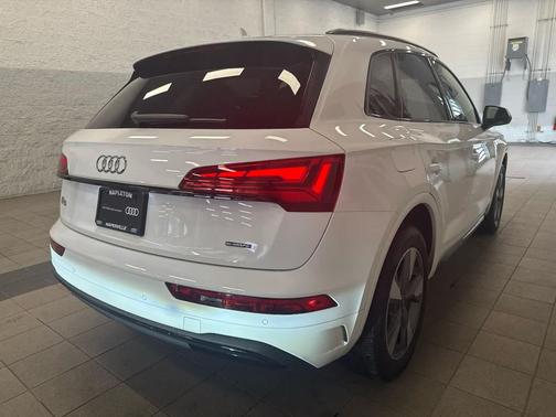 2025 Audi Q5 40 Premium Plus