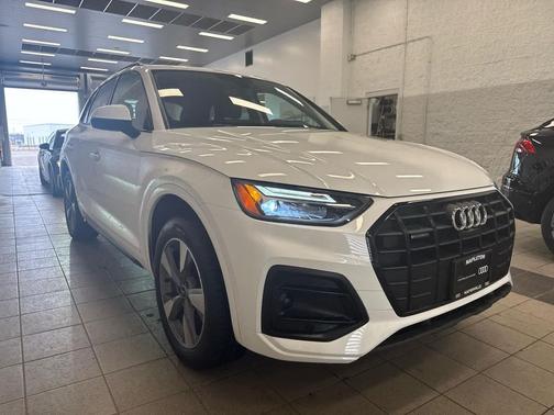 2025 Audi Q5 40 Premium Plus