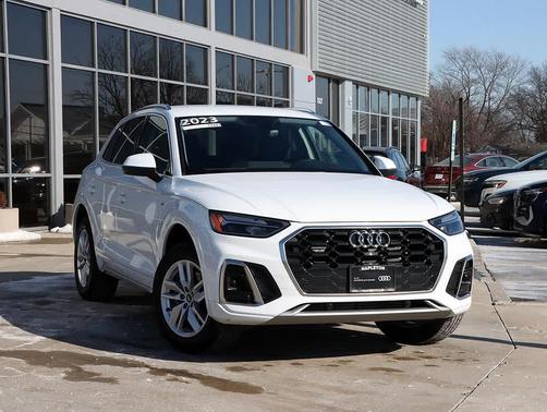 2023 Audi Q5 45 S line Premium
