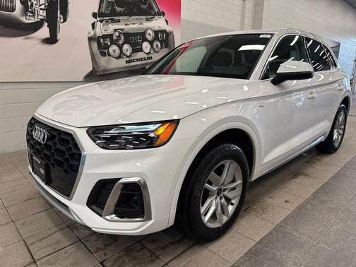 2023 Audi Q5 45 S line Premium