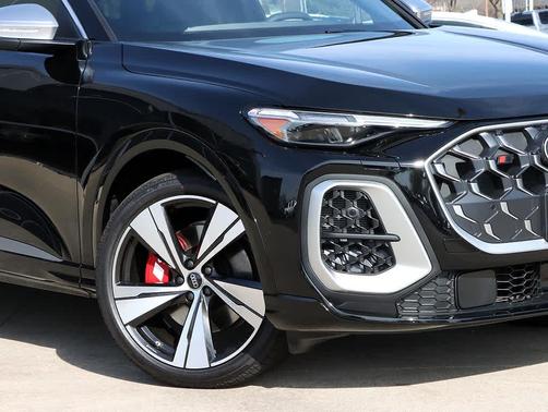 MYTHOS BLACK 2026 Audi SQ5 3.0T Premium Plus