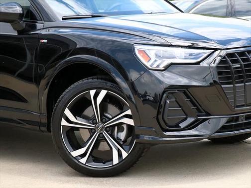2024 Audi Q3 45 S line Premium Plus