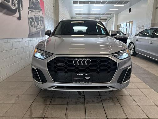 2023 Audi Q5 45 S line Premium Plus