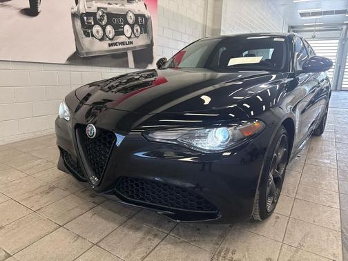2019 Alfa Romeo Giulia Base