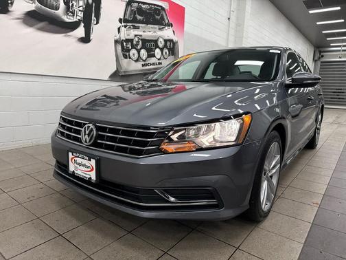 2019 Volkswagen Passat 2.0T Wolfsburg Edition