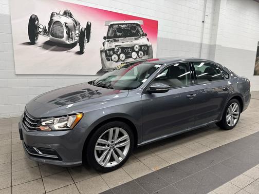 2019 Volkswagen Passat 2.0T Wolfsburg Edition