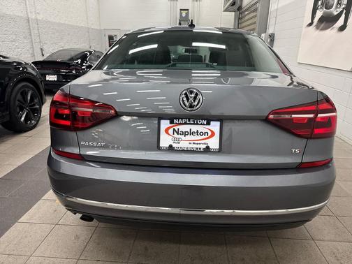 2019 Volkswagen Passat 2.0T Wolfsburg Edition