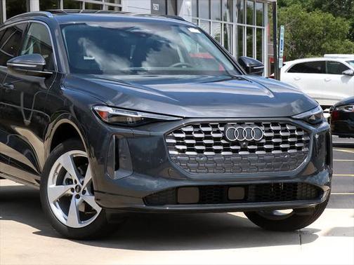 2025 Audi Q5 Premium Plus