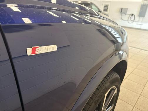 2025 Audi Q3 45 S line Premium Plus