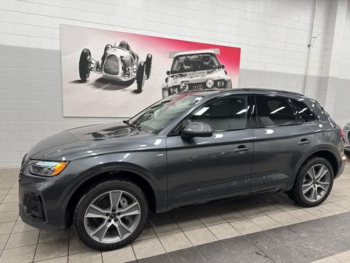 2025 Audi Q5 45 S line Premium