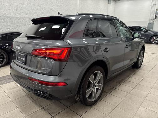 2025 Audi Q5 45 S line Premium
