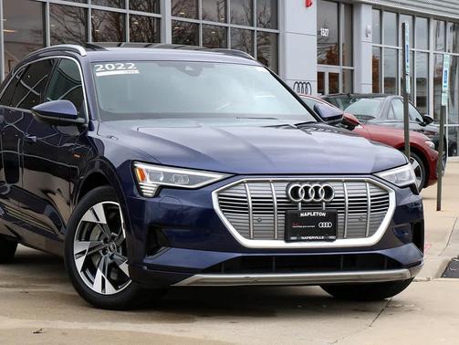 2022 Audi e-tron Premium