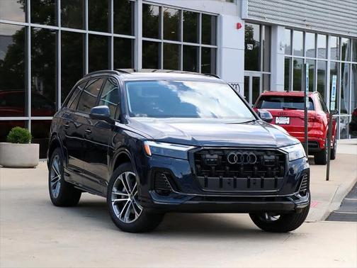2025 Audi Q7 45 Premium Plus
