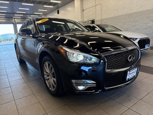 2015 INFINITI Q70 3.7X