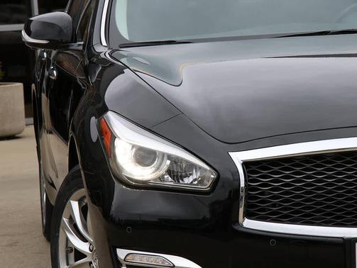 2015 INFINITI Q70 3.7X