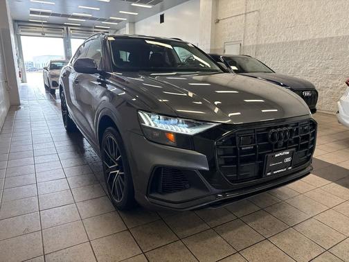 2022 Audi Q8 55 Prestige