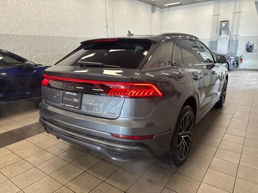 2022 Audi Q8 55 Prestige
