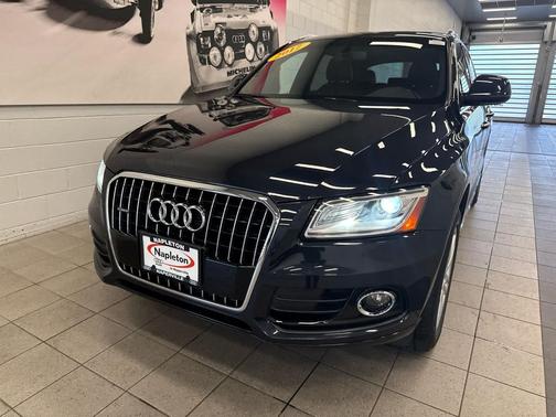 Moonlight Blue Metallic 2017 Audi Q5 2.0T Premium