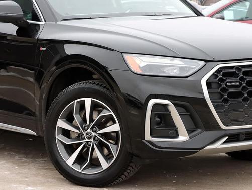 2023 Audi Q5 45 S line Premium Plus