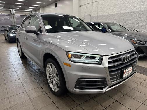 2018 Audi Q5 2.0T Premium Plus