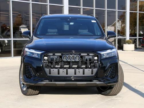 2026 Audi Q7 45 Premium