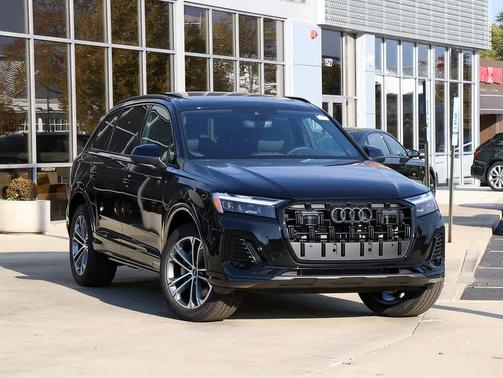 2026 Audi Q7 45 Premium