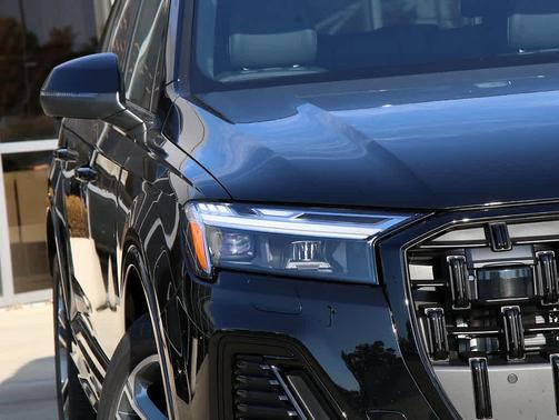2026 Audi Q7 45 Premium