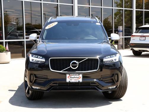 Onyx Black Metallic 2017 Volvo XC90 T5 R-Design