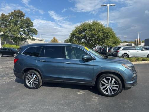 2017 Honda Pilot Touring