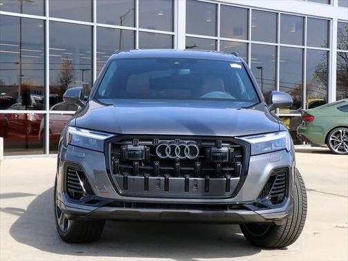2025 Audi Q7 55 Premium Plus