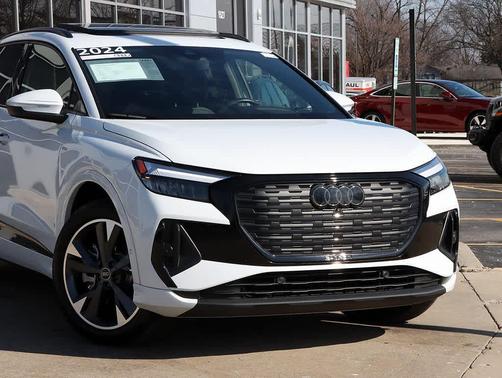 2024 Audi Q4 e-tron Premium Plus 55 quattro