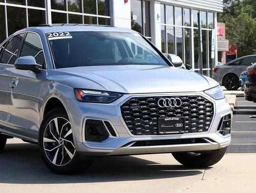 2022 Audi Q5 45 S line Premium Plus