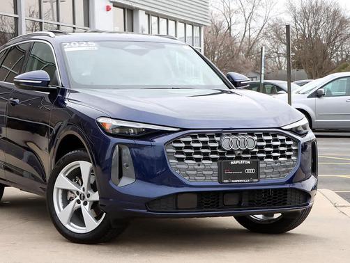 Navarra Blue Metallic 2025 Audi Q5 Premium Plus TFSI quattro S tronic