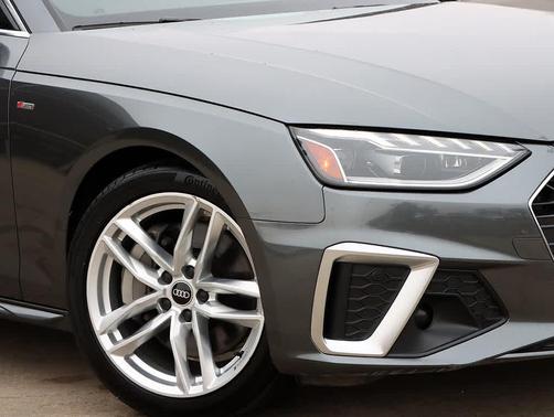 2022 Audi A4 45 S line Premium Plus
