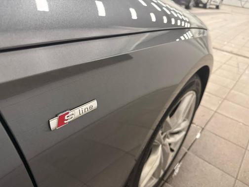 2022 Audi A4 45 S line Premium Plus